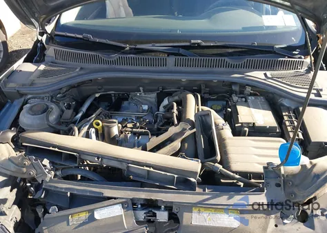 2021 Volkswagen Jetta 1.4T R-Line/1.4T S/1.4T Se z USA, uszkodzony, nr VIN 3VWC57BU5MM038766